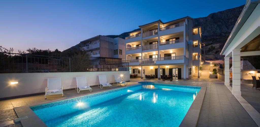 Beachfront Apartments Lara أوميس المظهر الخارجي الصورة