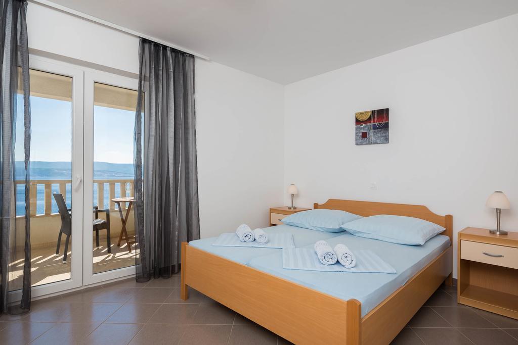 Beachfront Apartments Lara أوميس المظهر الخارجي الصورة