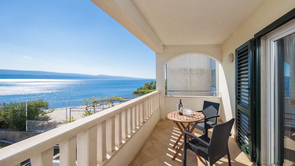 Beachfront Apartments Lara أوميس المظهر الخارجي الصورة