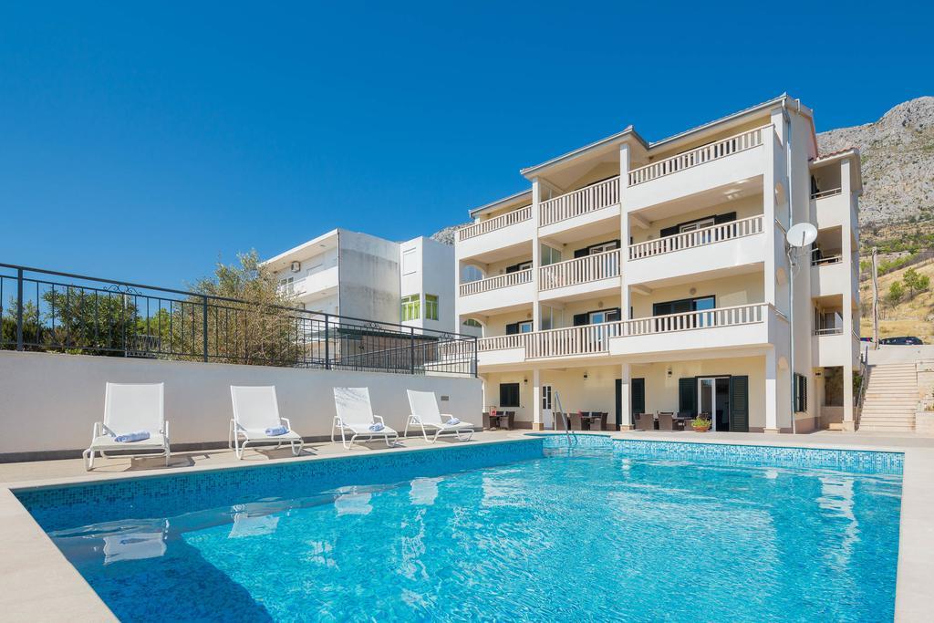 Beachfront Apartments Lara أوميس المظهر الخارجي الصورة